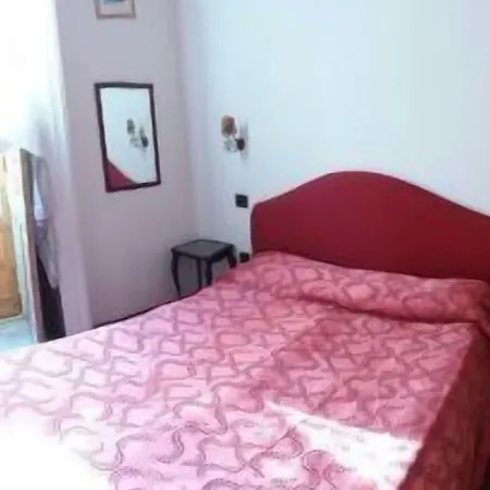 Hotel Palazzo Giaraca 3*