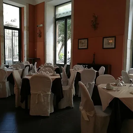 Palazzo Giaraca 3* سيراكوزا