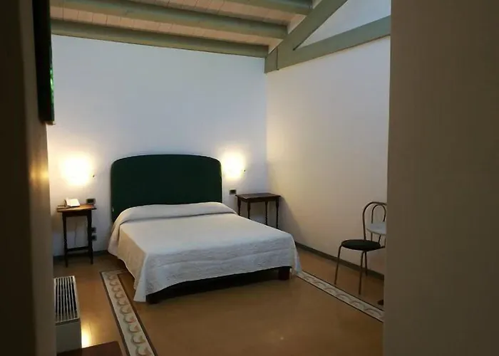 Отель Palazzo Giaraca