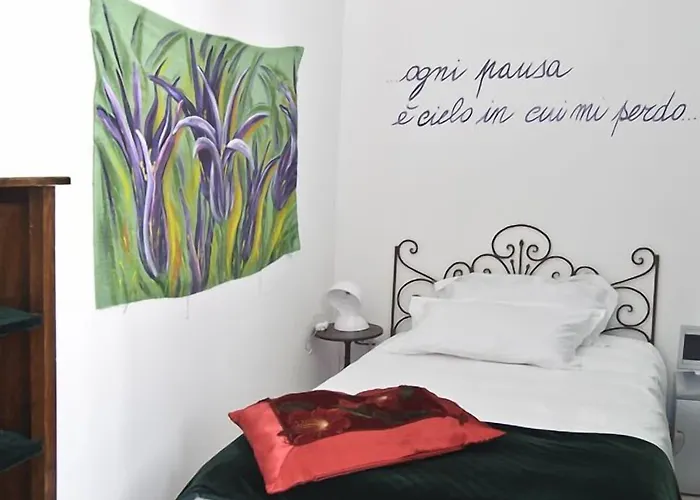 Palazzo Giaraca 3*