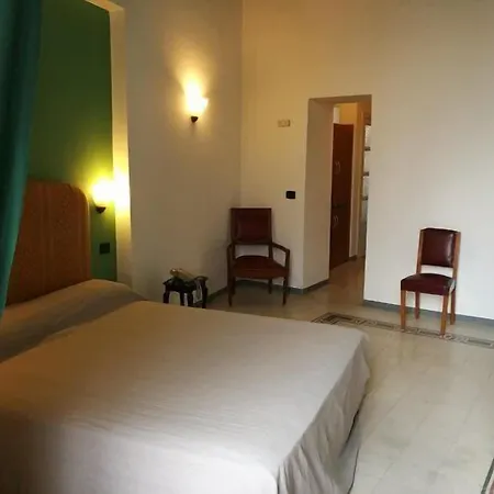 Hotel Palazzo Giaraca 3*