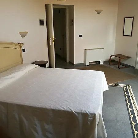 Palazzo Giaraca Hotel Syrakuzy