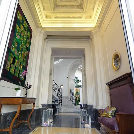 Palazzo Giaraca 3*
